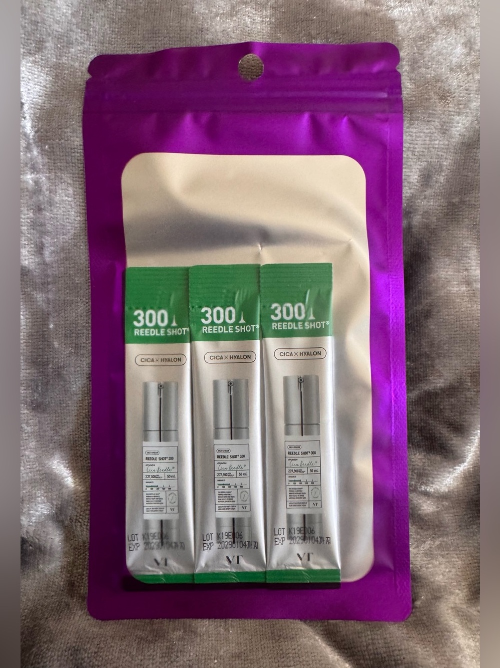 🔥VT Cosmetics 300 Reedle Shot Pouches Cica x Hyalon Serum Korean Skincare 3pk.🔥